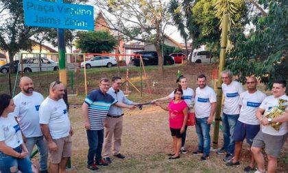 Indústria Screw realiza obra de recuperação da Praça do Bairro Cohab