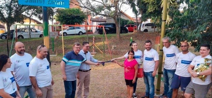 Indústria Screw realiza obra de recuperação da Praça do Bairro Cohab