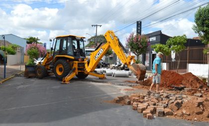 Obra da rotatória vai causar alteração no trânsito da Cinco Esquinas