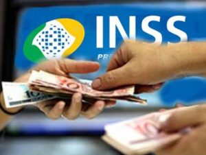 INSS paga aposentadoria com reajuste na segunda-feira