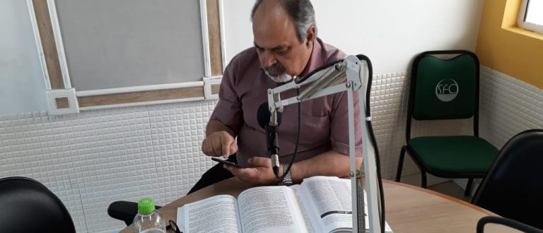 Tardes da Rádio Vale 99.1 FM passam a contar com programação sobre fé e saúde