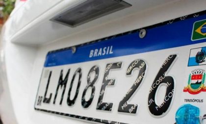 Placas com padrão do Mercosul entram em vigor em todo o país