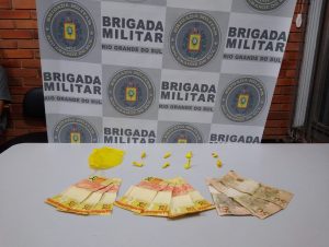 Jovem esconde droga dentro da boca, mas acaba detido por tráfico no Centro