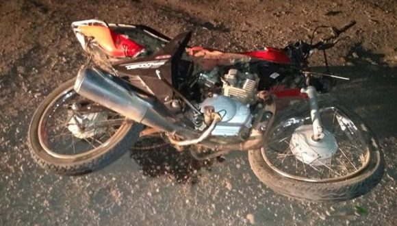 Acidente entre carro e moto mata jovem na RSC-287