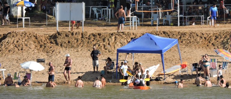 Praia Nova se mantém própria para o banho, diz Fepam