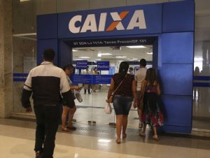 Caixa anuncia redução de juros e pausa em contratos de crédito