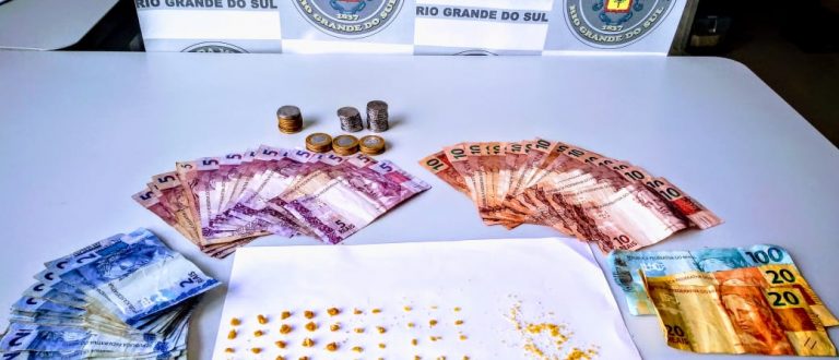 BM detém homem com 60 pedras de crack no Bairro Barcelos