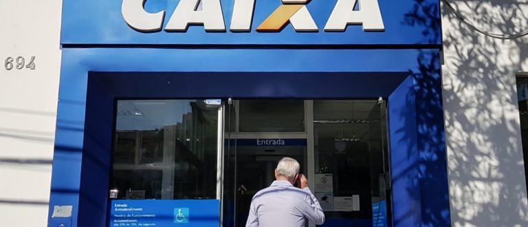 Caixa abre neste sábado para saque do auxílio emergencial