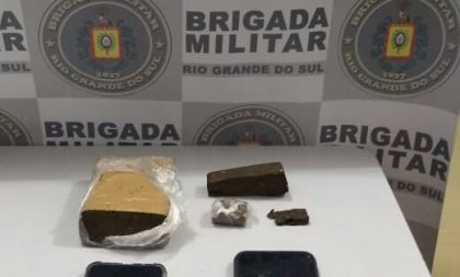 BM prende dupla por tráfico de drogas na zona norte