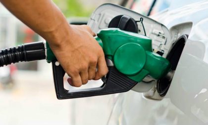 Preço da gasolina nas refinarias cai 9,5% e do diesel, 6,5%