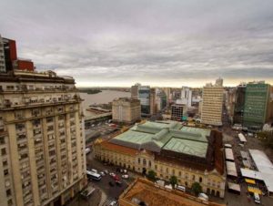 Porto Alegre tem primeiro caso de transmissão local de Covid-19