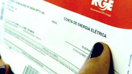 Aneel impede corte de luz de clientes residenciais por 90 dias em todo país