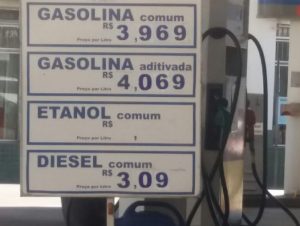 Gasolina em Cachoeira, enfim, está abaixo dos R$ 4,00