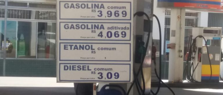 Gasolina em Cachoeira, enfim, está abaixo dos R$ 4,00