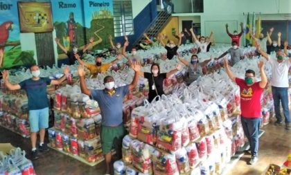 Kits de alimentos chegam nesta terça às famílias de estudantes de Cachoeira