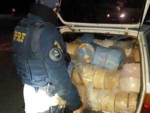 PRF apreende 700 quilos de queijo na BR-153