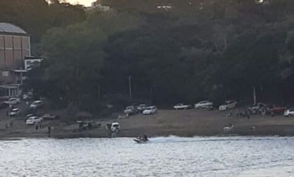 Praia Velha no Rio Jacuí com aglomeração neste domingo