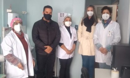 Vice visita unidade de saúde para conferir necessidades e trabalho durante pandemia