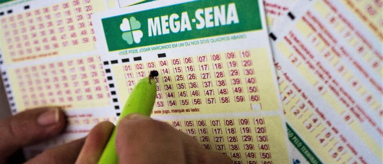 Mega-Sena não tem acertador e prêmio acumula em R$ 44 milhões
