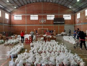 Gêneros da agricultura familiar chegam à rede escolar de Cachoeira