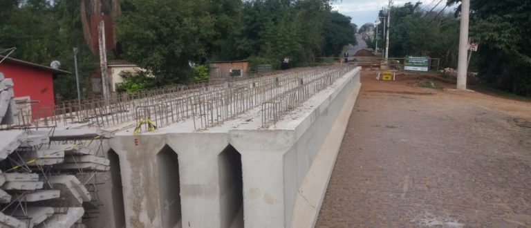 Nada da nova ponte sobre o Arroio Amorim