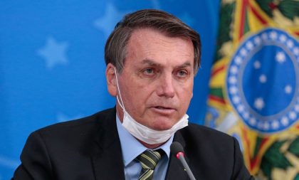 Bolsonaro testa positivo mais uma vez para Covid