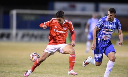 Inter fica no 1 a 1 ditante do Esportivo