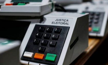 Urnas serão levadas neste sábado para os locais de votação