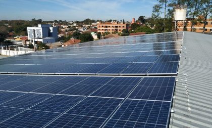 Ginásio Derlizão ganha geração de energia por placas solares