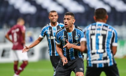 Caxias vence por 2 a 1, mas Grêmio fica com Tri