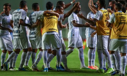 Enfim, a vitória! Grêmio vence o Bahia e soma três pontos no Brasileirão