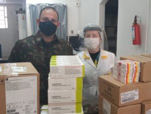 Estado e Exército incluem HCB na entrega de kits intubação