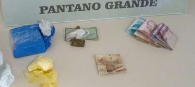 BM de Pantano Grande prende dupla por tráfico e posse de drogas