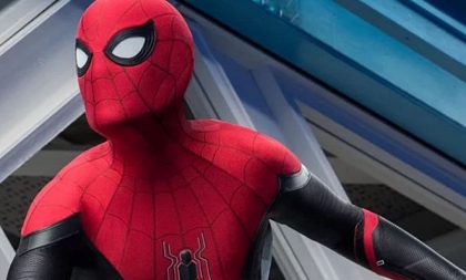 Homem-Aranha 3: Tom Holland divulga novo traje