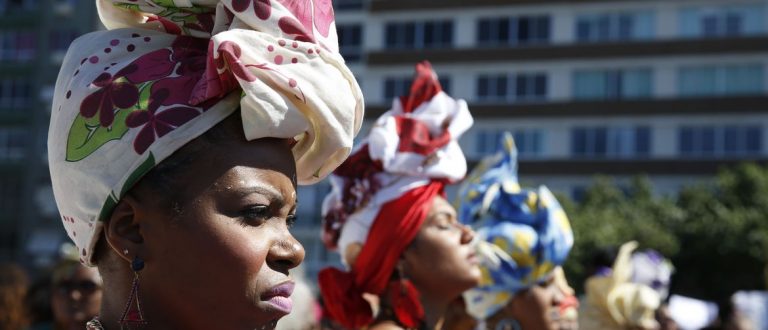 MOÇA – Condições sociais agravam saúde da mulher negra no Brasil