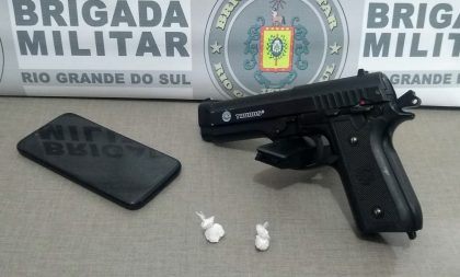 BM apreende simulacro de pistola utilizado para ameaçar policial