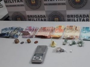 Bairro Fátima: BM prende dupla por tráfico de drogas