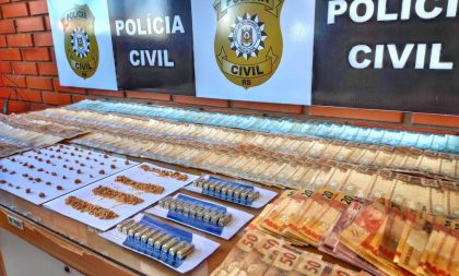 Polícia apreende R$ 22 mil com suspeitos de tráfico no Soares