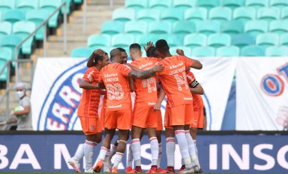 Inter vence o Bahia e se consolida no G4