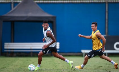 Grêmio: Renato comanda treino técnico para jogo contra São Paulo