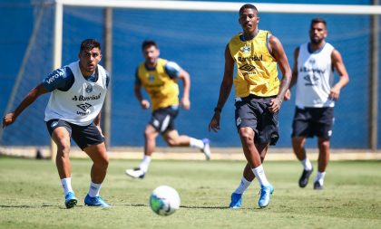 Grêmio faz treino técnico em mais uma sessão de olho no CAP