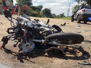 Jovem morre após colidir moto na ERS-149