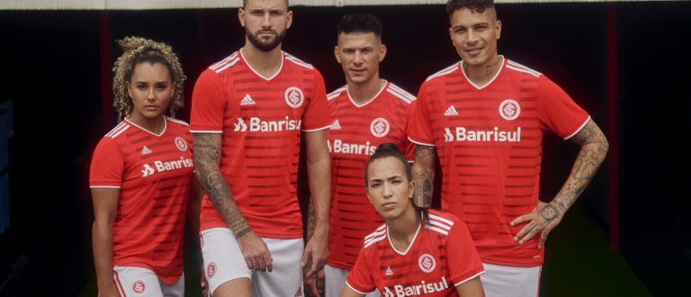 Inter e Adidas apresentam novo uniforme para 2021/22