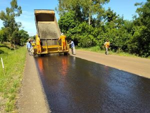 Avançam obras de pavimentação na ERS-403 em Cachoeira do Sul