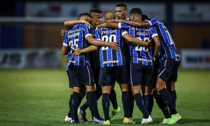 Grêmio vence Esportivo e conquista segunda vitória no Estadual