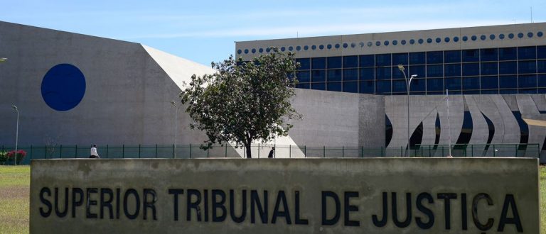 STJ autoriza mulher arrependida a retomar nome de solteira