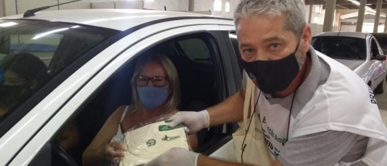 Secretaria de Meio Ambiente realiza ações durante vacinação