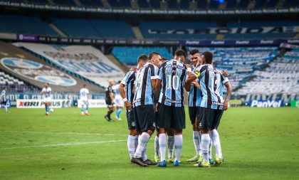 Grêmio vence, assume a liderança e garante vaga na semifinal do Gauchão