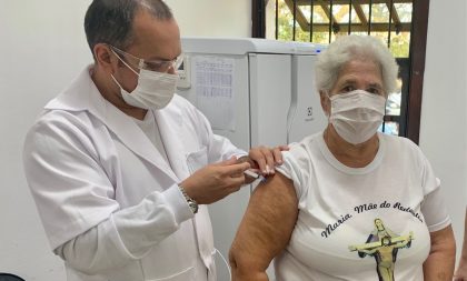 Cachoeira retoma vacinação em primeira dose