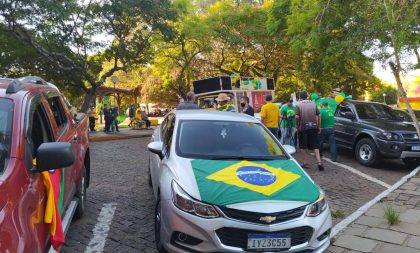 Cachoeira registra ato em favor de Bolsonaro